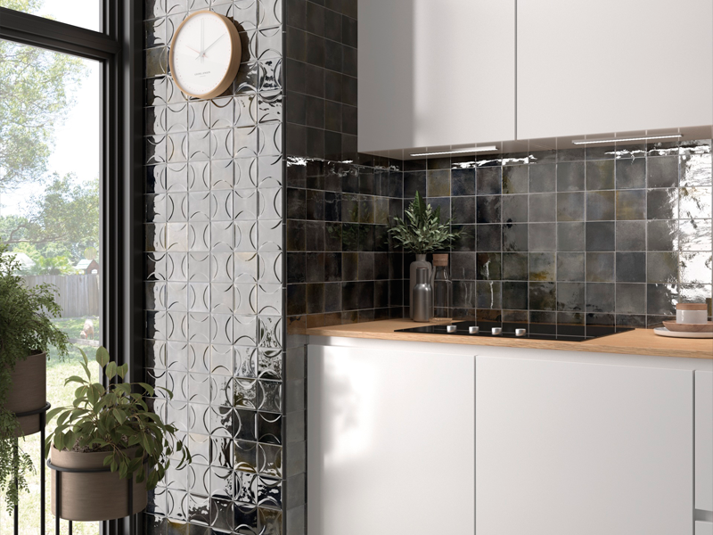 Плитка керамическая настенная 30011 HANOI Black Ash 10x10 см (98 кор./палл.)